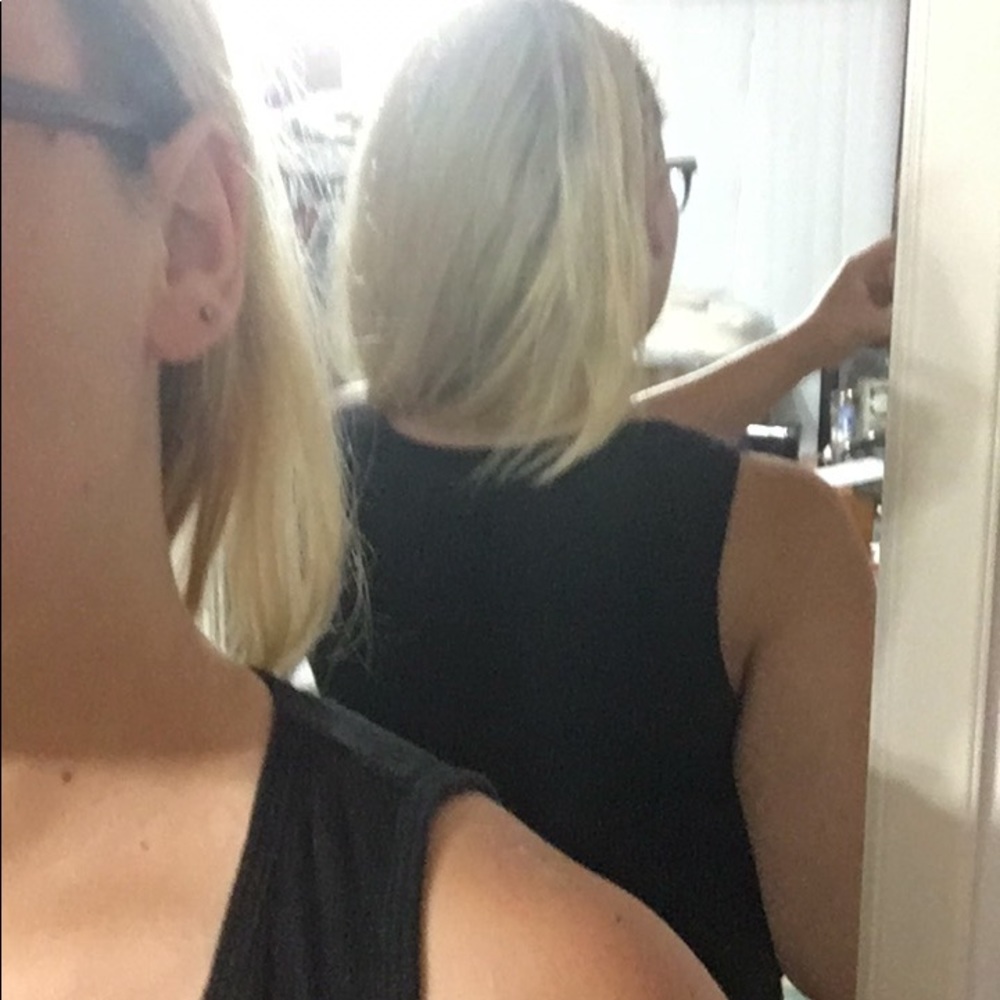 Tank-top - Picture 2 of 2